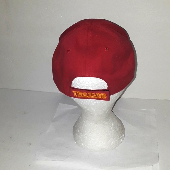 VINTAGE NEW RED USC TROJANS EMBROIDERED HAT - Picture 3 of 6